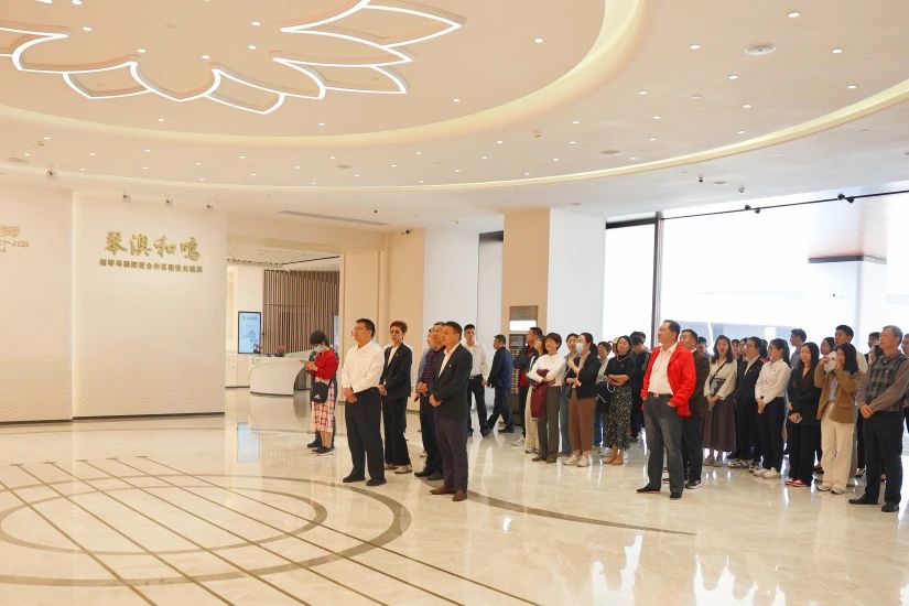 牢记嘱托，携手奋进丨大横琴置业党总支与珠海市不动产登记中心党委联合开展“重走总书记足迹，共话奋进新征程”主题党日活动
